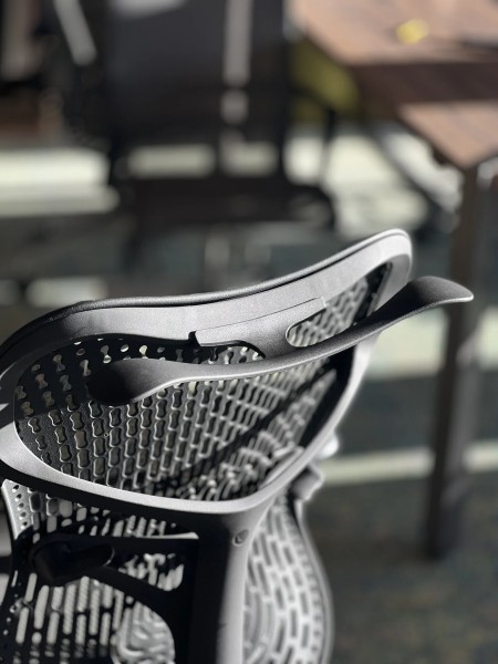 Mirra 2 Graphite inkl. Kleiderbügel