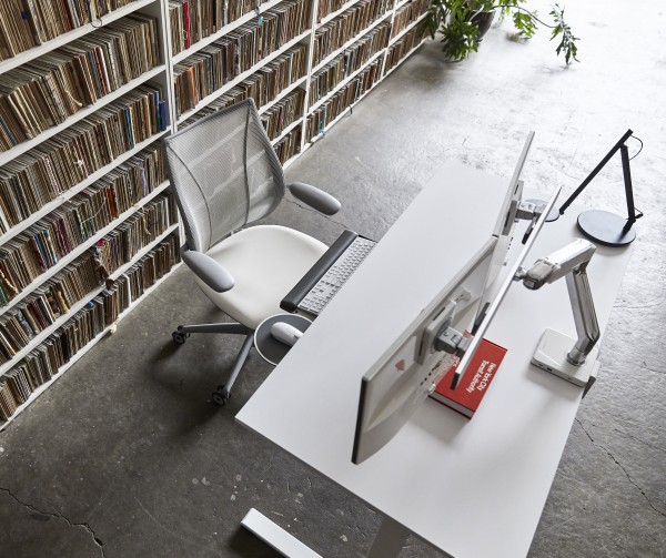 Humanscale M8.1 Monitorarm Konfigurator