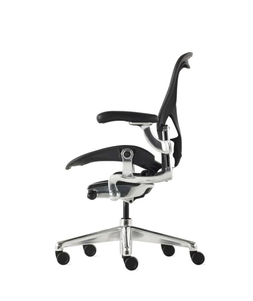 B Aeron Remastered Onyx Chair / high / full tilt / adj arms